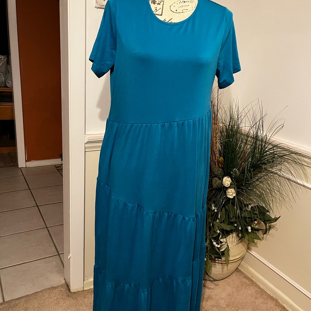 Elegant Teal Maxi Dress